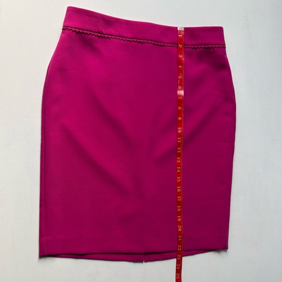 NWT Ann Taylor Pink Zigzag Trim Midi Pencil Skirt Size 6 - Picture 16 of 16